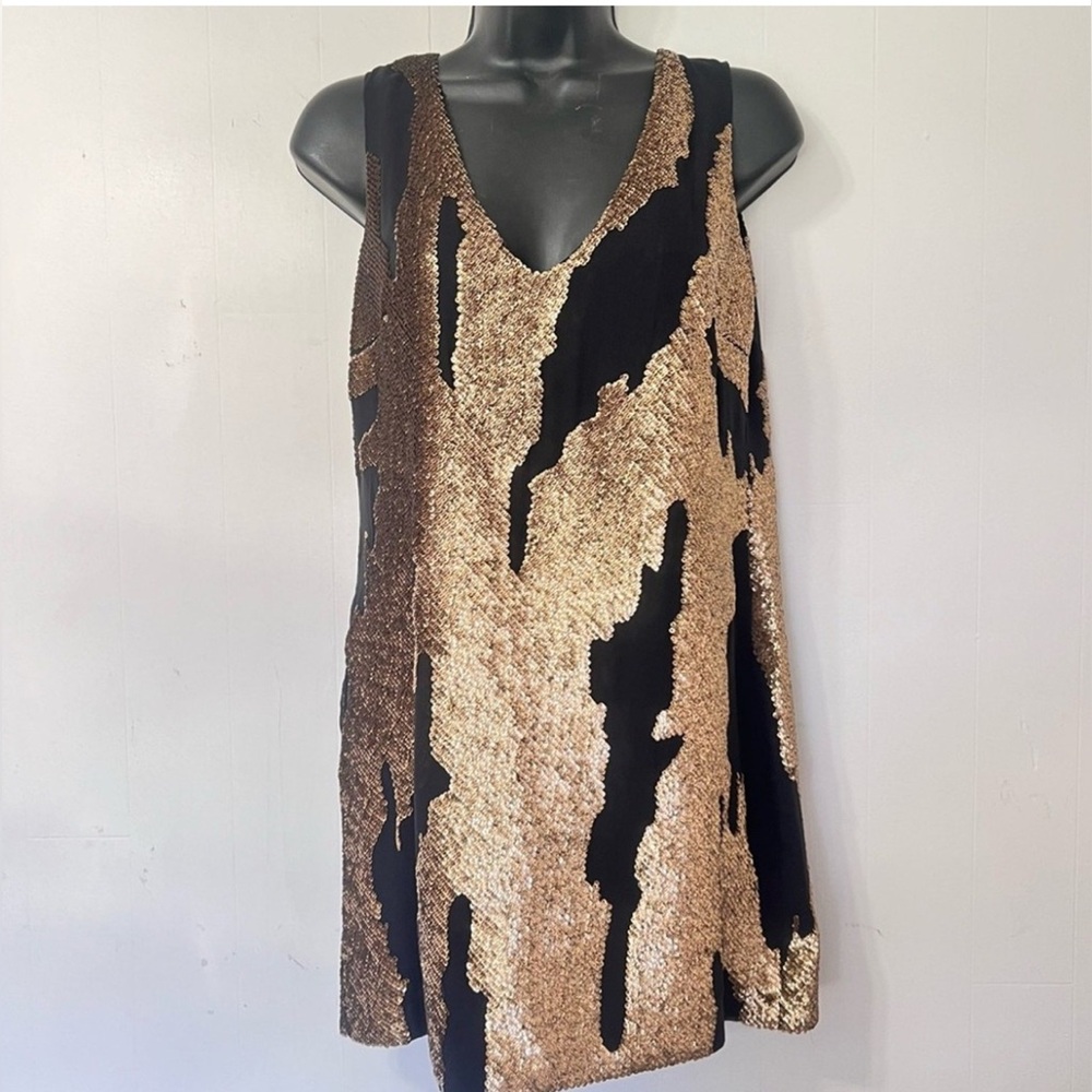 Robert Rodriguez Black and Gold Sheath Dress Sleeveless Crew Neck